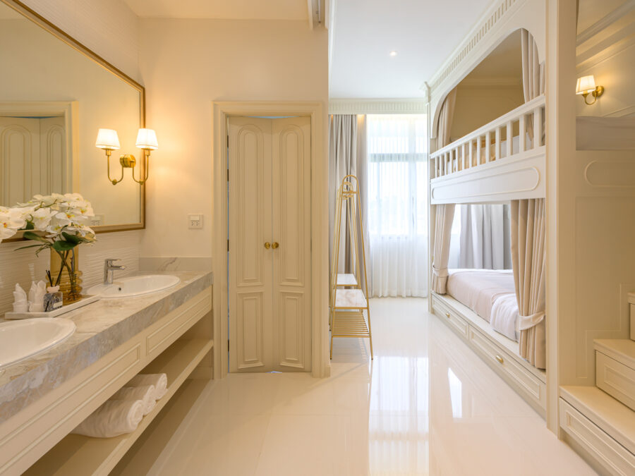 Liberation Villa (M2)